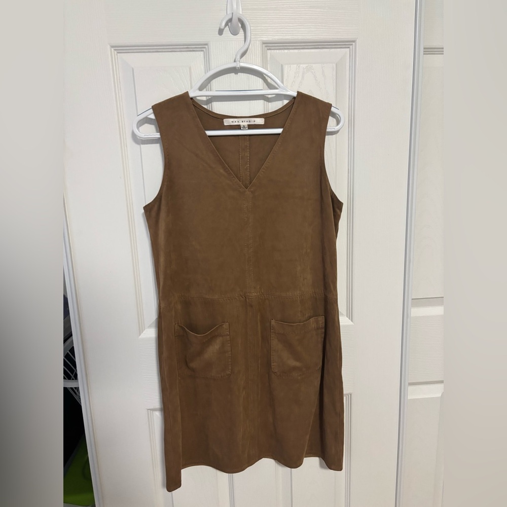 Max studio shift dress